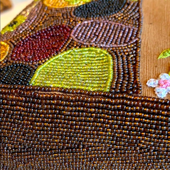 Beaded silk bag - Picture 7 of 8